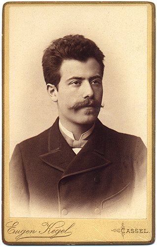 Gustav Mahler v roce 1884.